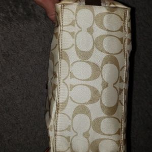 Coach Bags - Little coach purse Coach Bags - Little coach purse